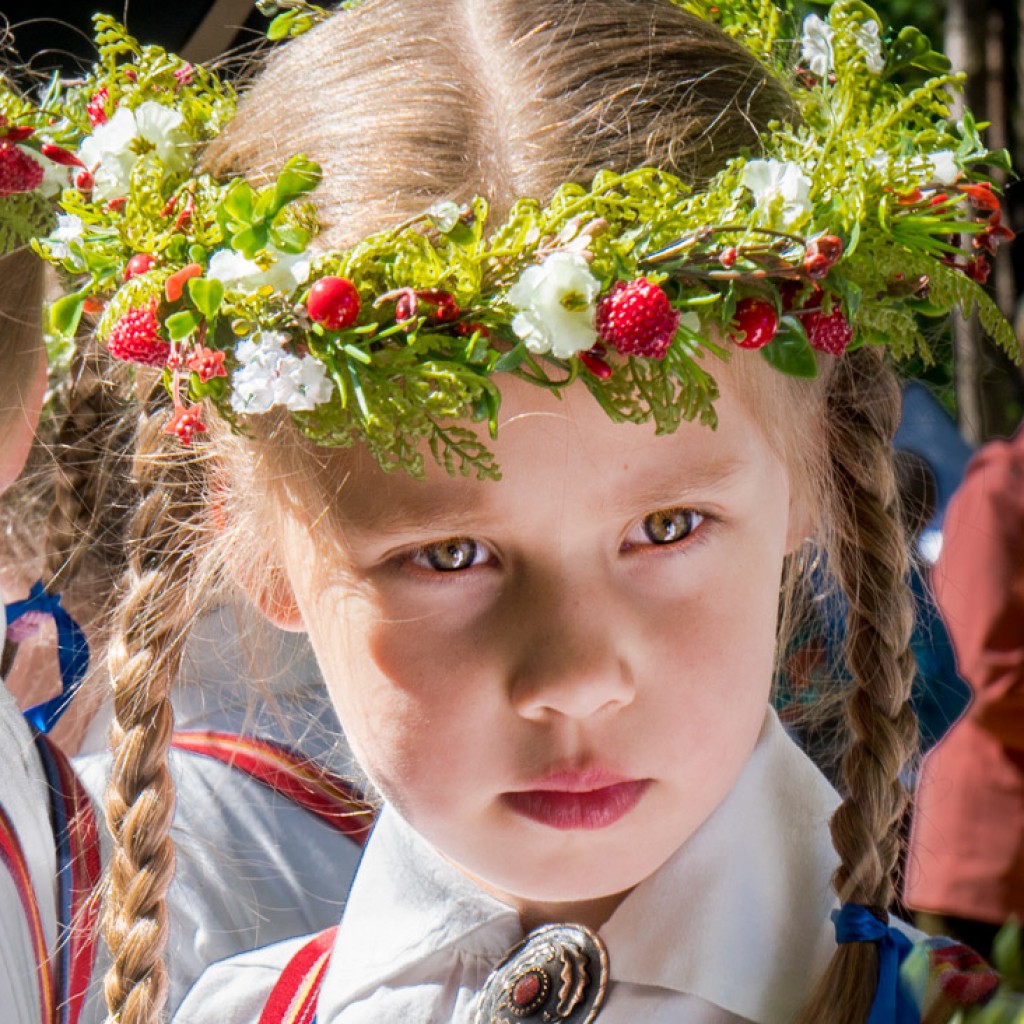 47th annual Latvian Folk Applied Arts Fair (Gadatirgus) held on the sprawling grounds of the Latvian Ethnographic Open Air Museum on outskirts of Riga. Over 800 artisans and craftspeople showed off their wares to 40,000 over a 2 day period.